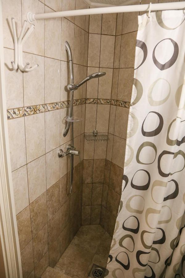 Molnar Apartment Шарвар Экстерьер фото
